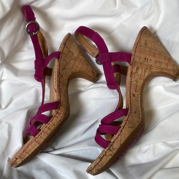 Born Crown magenta suede leather wedge sandals 7/48 just in time for Valentine’s - Picture 7 of 13